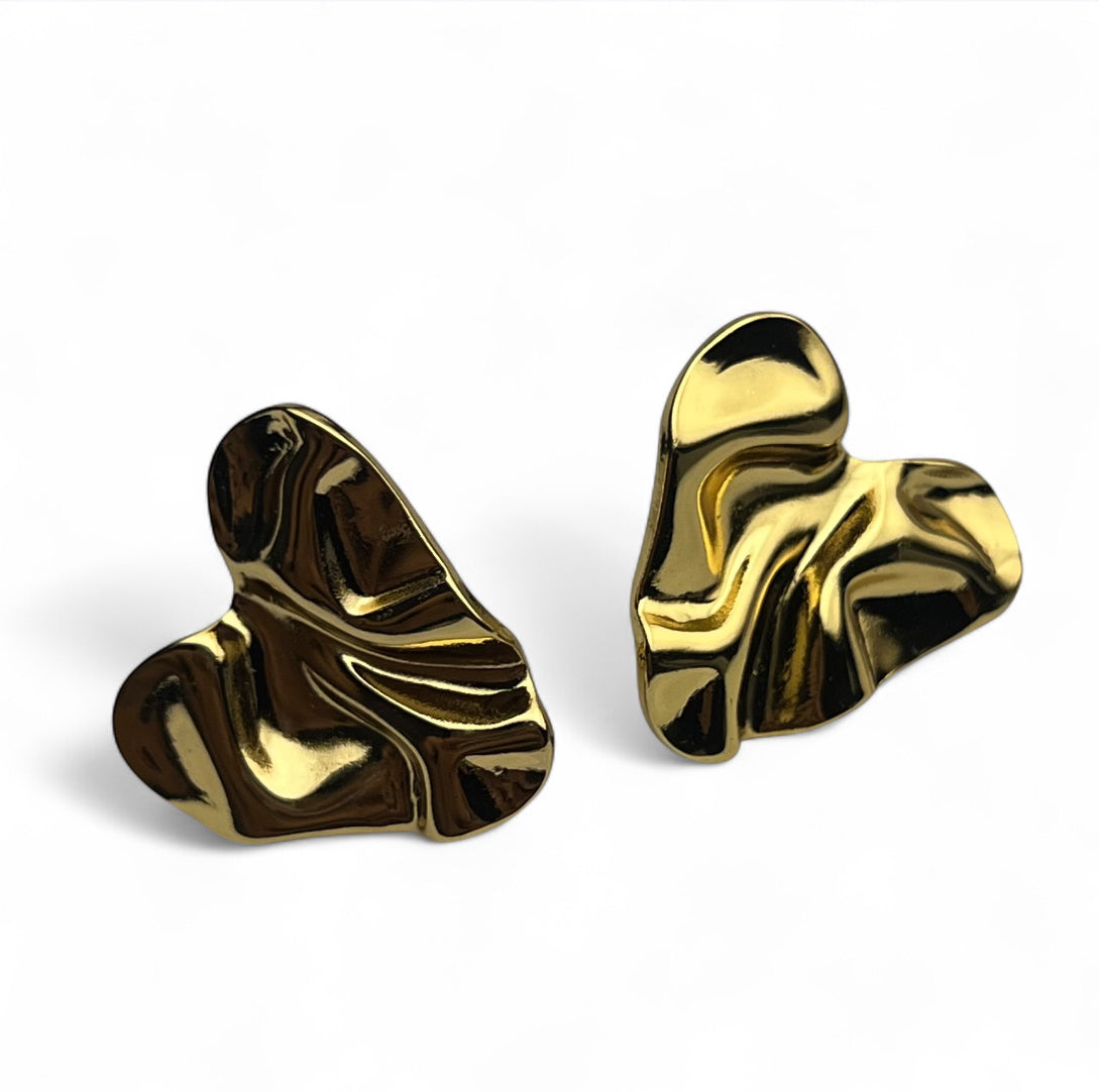 Zenvy Radiant Ripple Heart Shaped Earrings