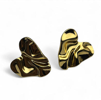 Zenvy Radiant Ripple Heart Shaped Earrings